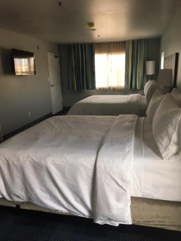 Ontario Airport Executive Inn Bagian luar foto