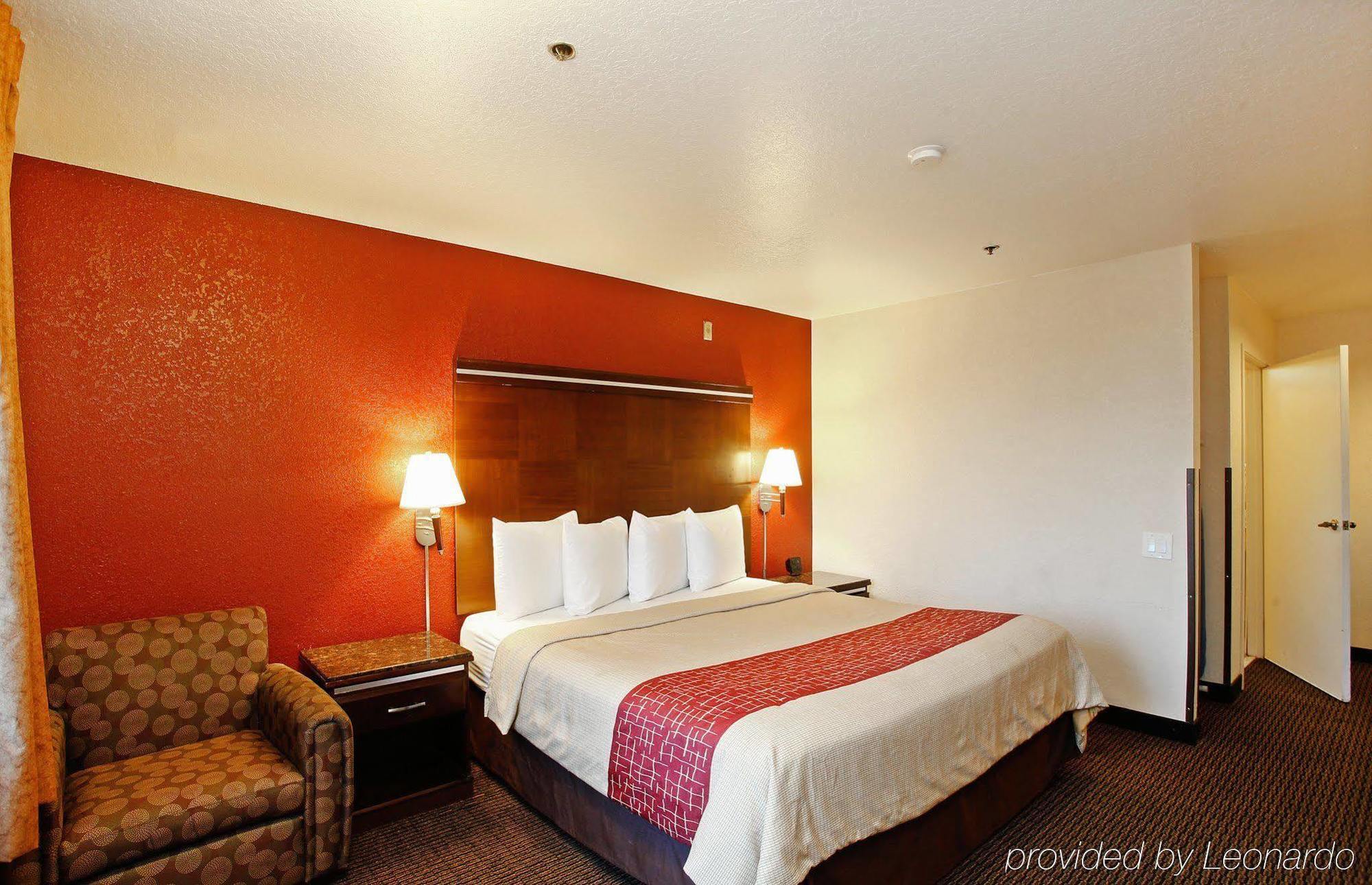Ontario Airport Executive Inn Bagian luar foto