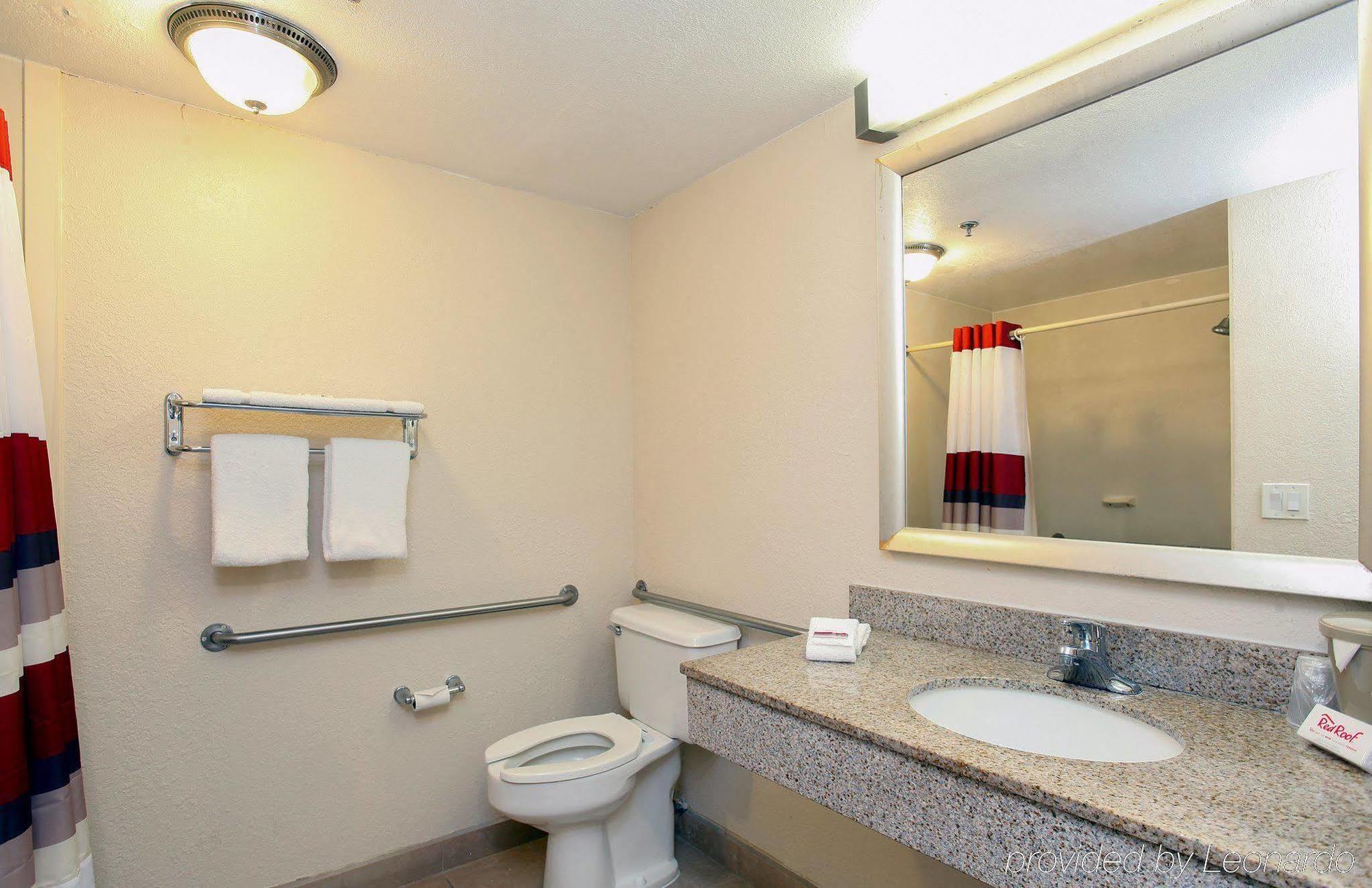 Ontario Airport Executive Inn Bagian luar foto